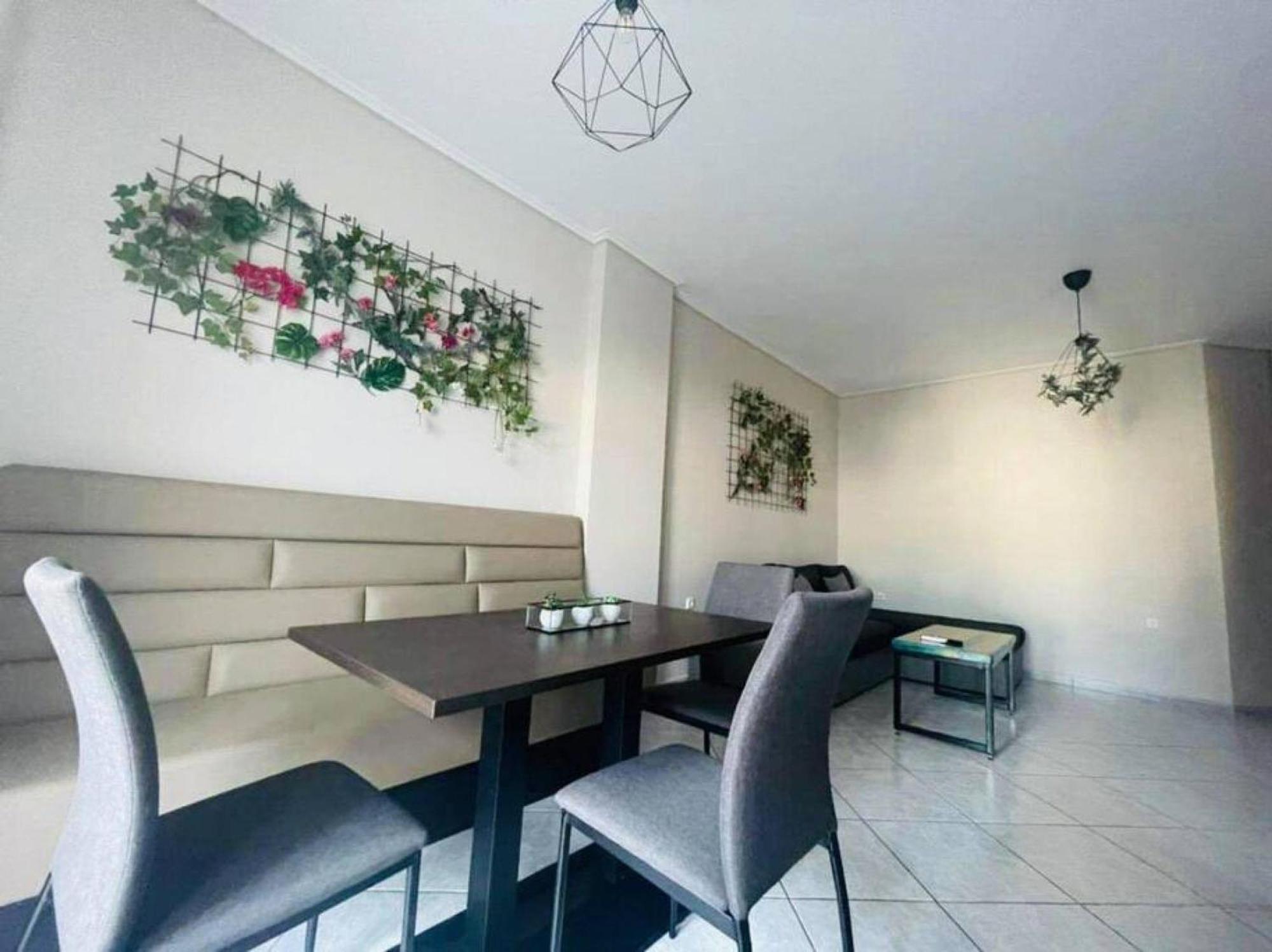 Relaxing 2 Bdr Apartment Янина Екстериор снимка